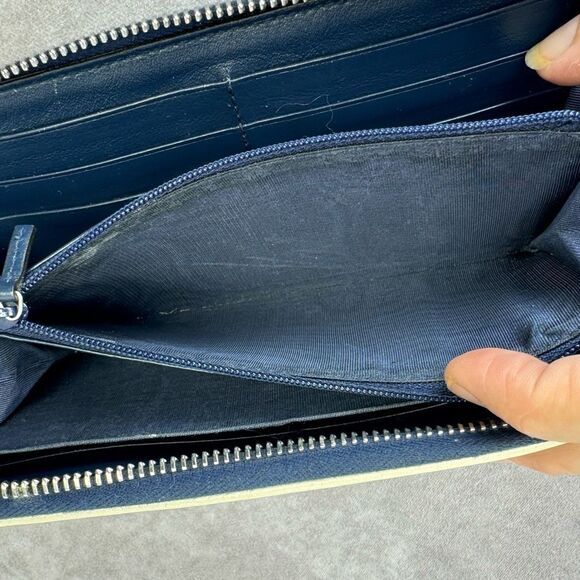 Gucci Marmont Torchon Diagonal Quilted Navy Leather Wallet - Picture 11 of 14